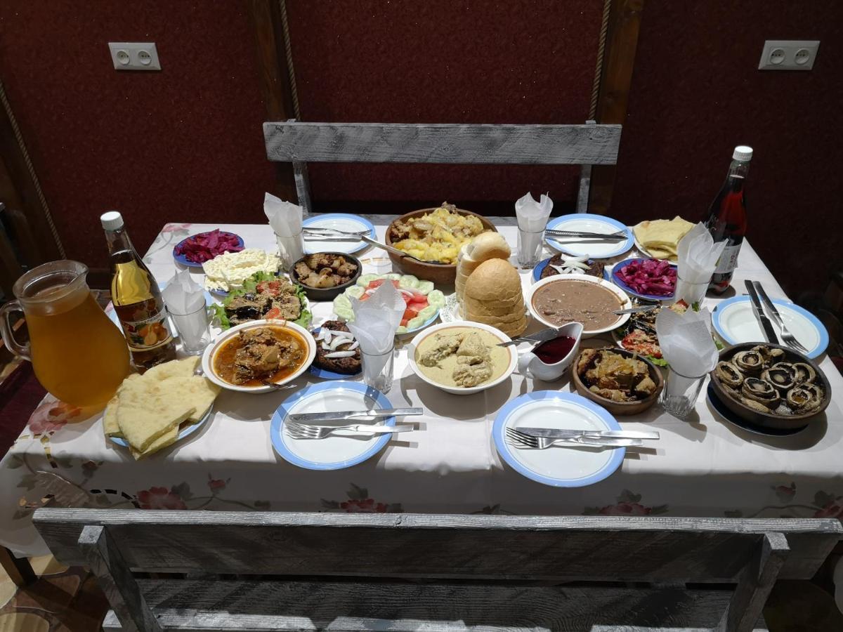Hostel Kutaisi By Kote Екстер'єр фото