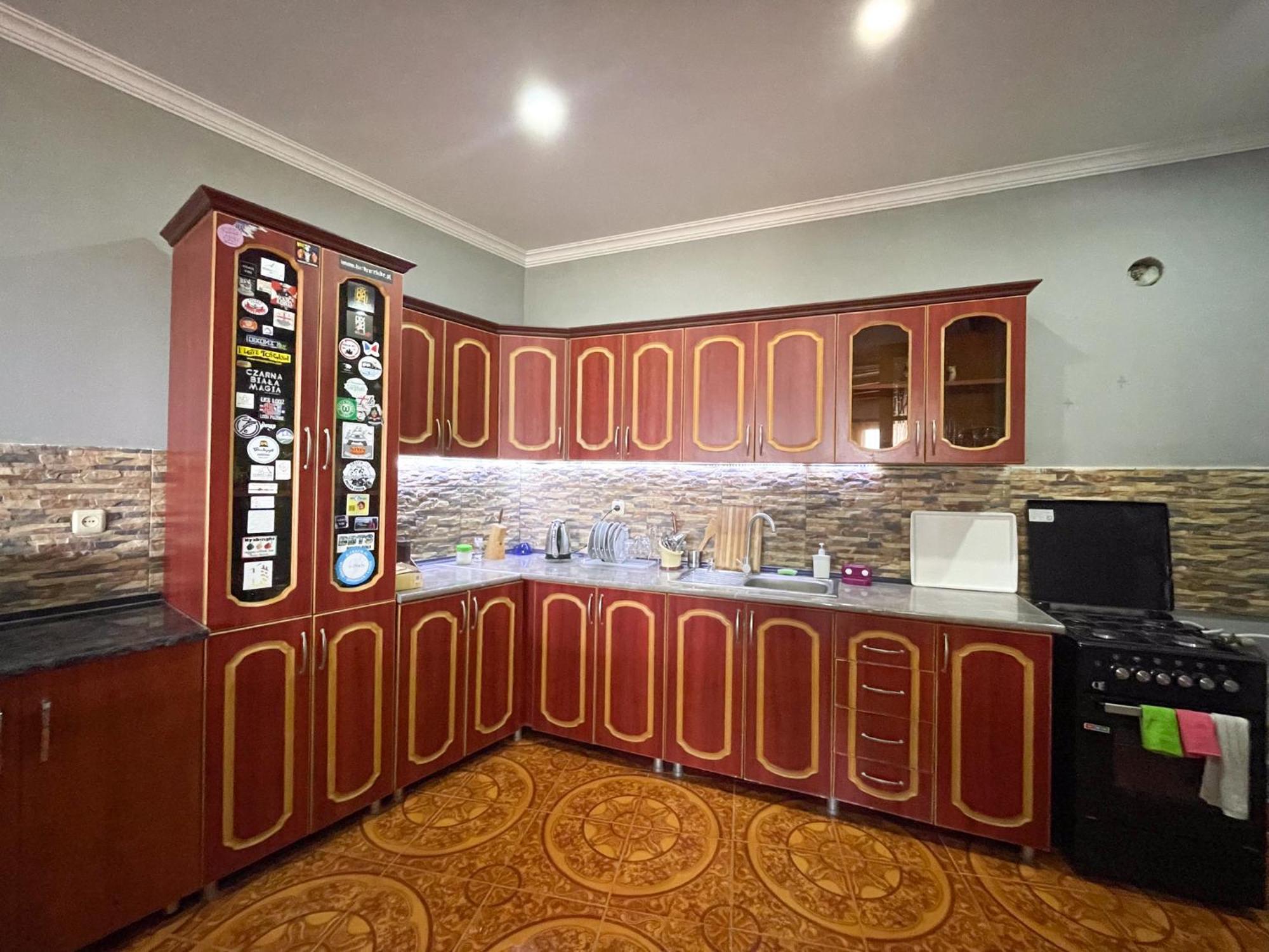 Hostel Kutaisi By Kote Екстер'єр фото