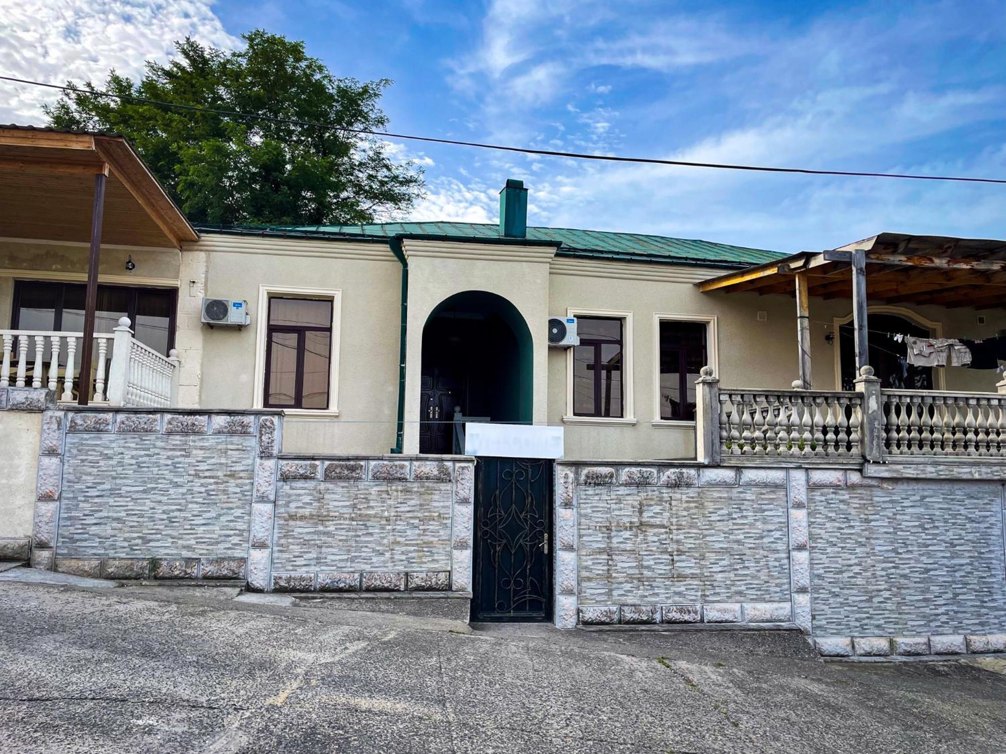 Hostel Kutaisi By Kote Екстер'єр фото