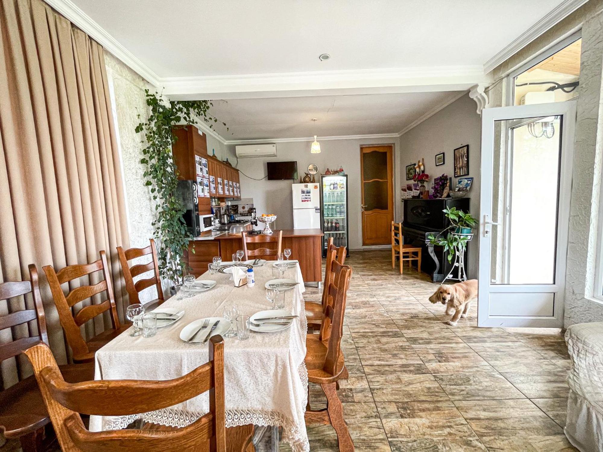 Hostel Kutaisi By Kote Екстер'єр фото